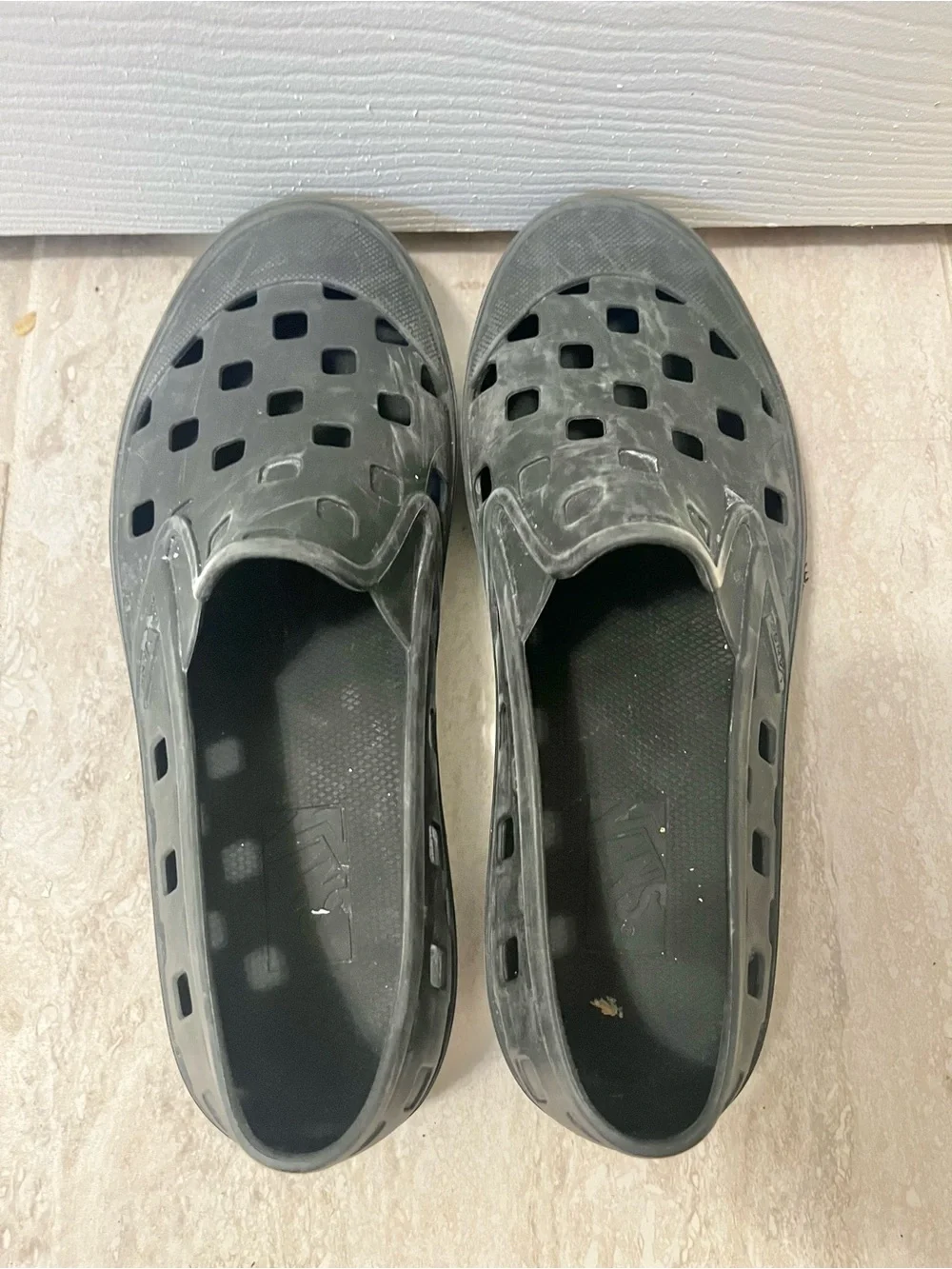 Vans Slip On TRK All Black Mens 7 VN0A5HF8BLK